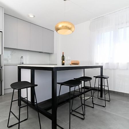 Apartment Laura, Free Parking, Balcony, 4 Ppl تروغير المظهر الخارجي الصورة