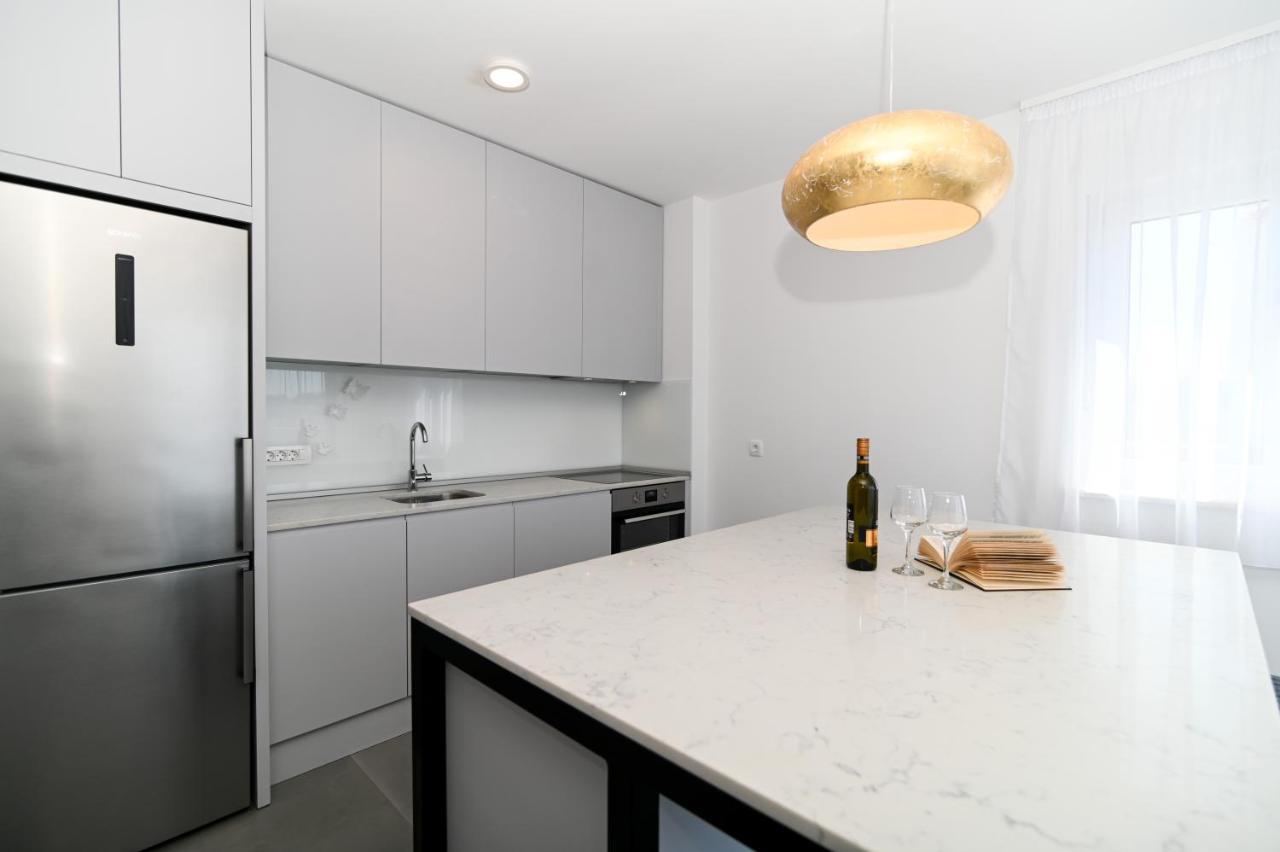 Apartment Laura, Free Parking, Balcony, 4 Ppl تروغير المظهر الخارجي الصورة